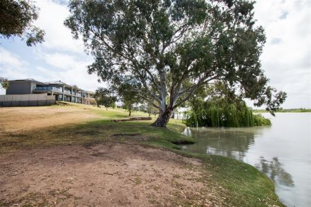 Hann Road Reserve Riverfront