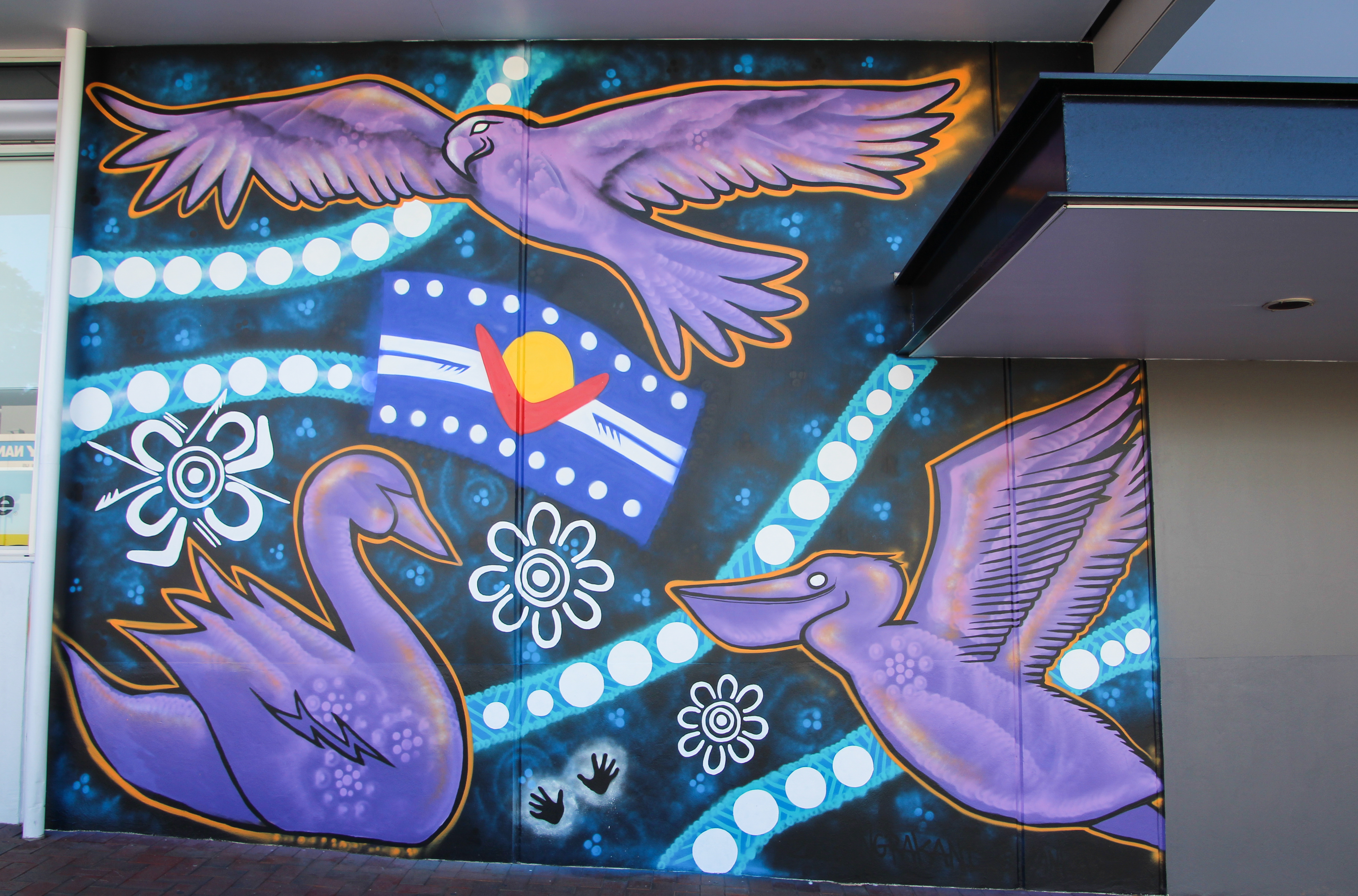 Shane Cook + Harley Hall, Ngarrindjeri Ngatji, 2020, Ray White wall, Seventh Seventh Street, Murray Bridge