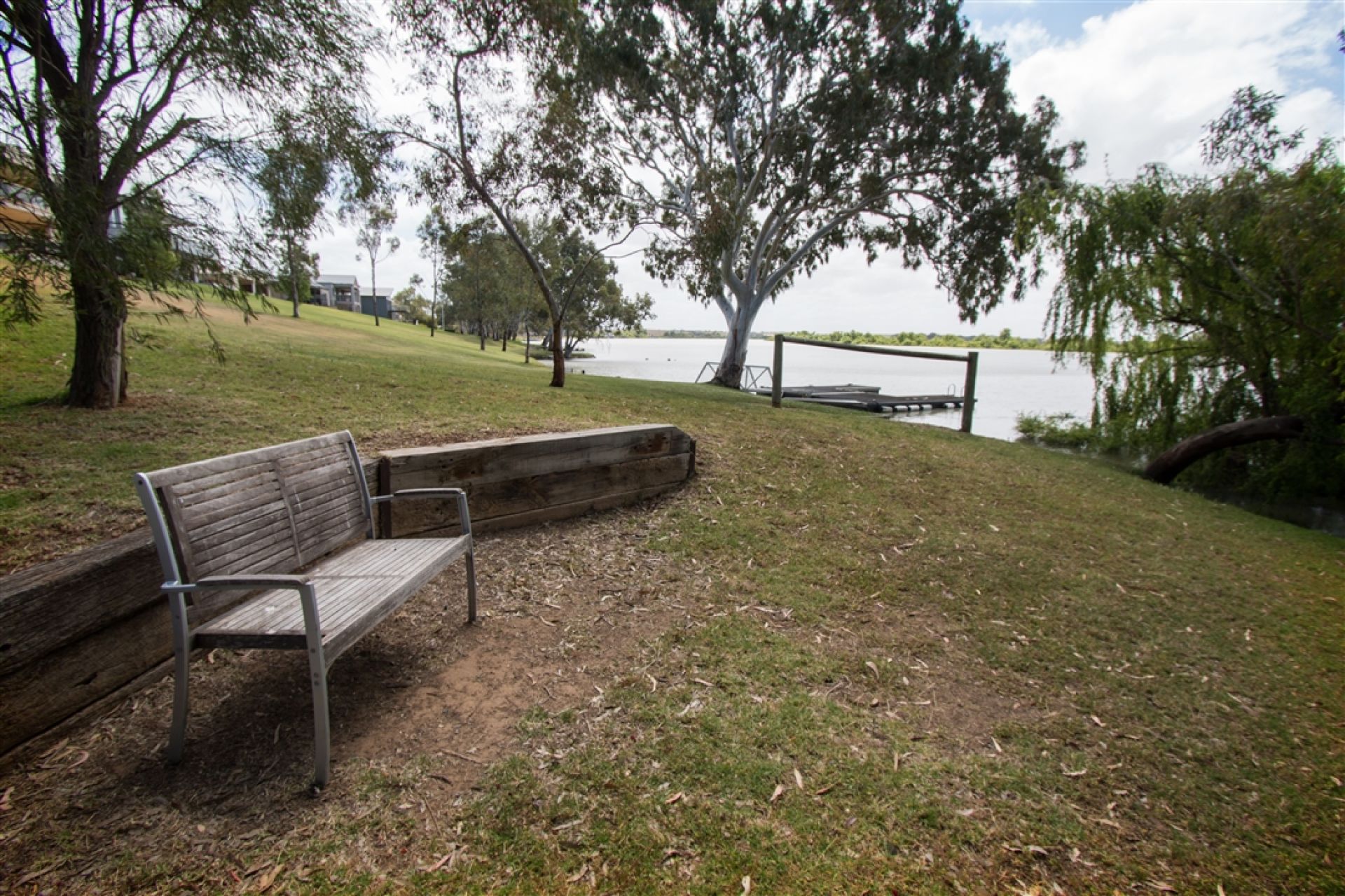 Hann Road Reserve Bench