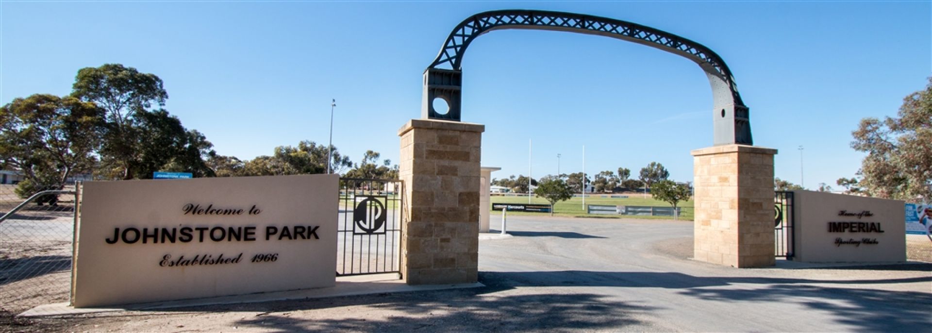 Johnstone Park Entrance