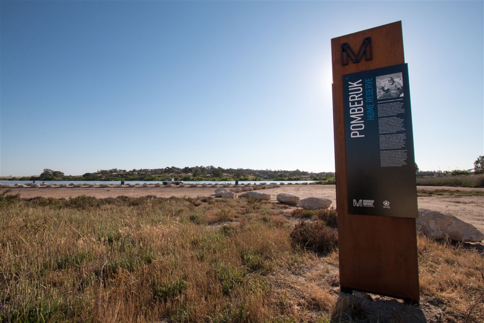 Hume Reserve Information Sign