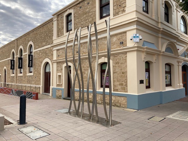 Overflow, Manning Daly, 2019, Watermark Public Art Project, Sixth Street redevelopment